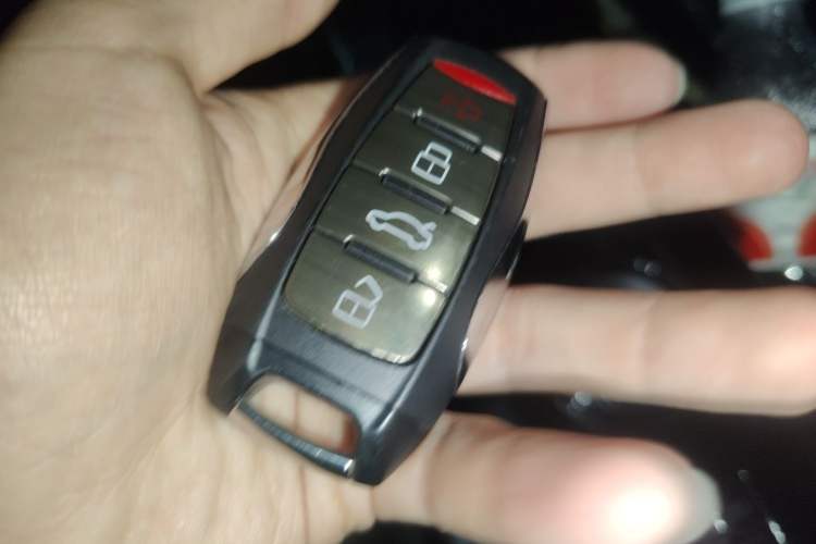 Used Haval H6 2021 3rd Generation 1.5T Automatic Two-Wheel Drive Pro Vehicle Key