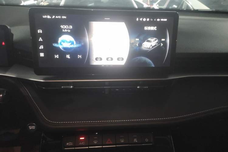 Used Haval H6 2022 3rd Generation 1.5T Automatic Two-Wheel Drive Pro Audio And AC Panel