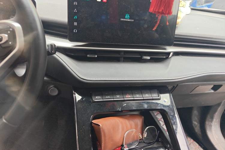 Used Haval H6 2022 3rd Generation 1.5T Automatic Two-Wheel Drive Max Audio And AC Panel