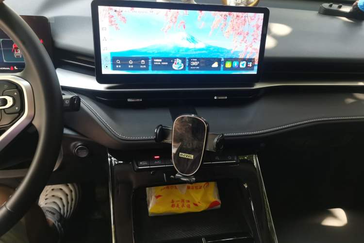 Used Haval H6 2022 3rd Generation 1.5T Automatic Two-Wheel Drive Max Audio And AC Panel