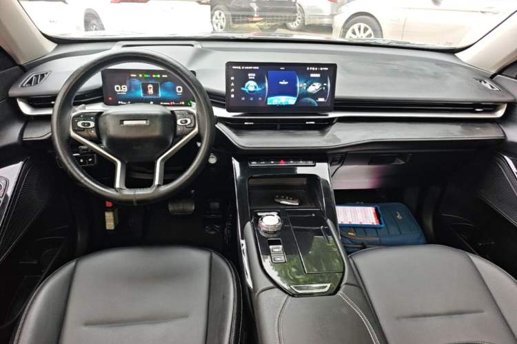 Used Haval H6 2022 3rd Generation 1.5T Automatic Two-Wheel Drive Max Center Console