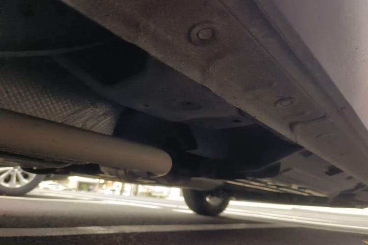 Used Haval H6 2022 Third Generation 1.5T DHT Chassis Rear Right
