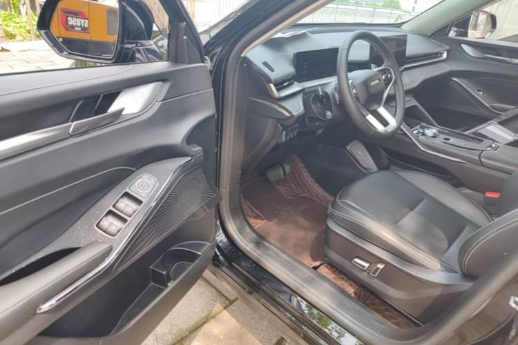 Used Haval H6 2022 3rd Generation 1.5T Automatic Two-Wheel Drive Pro Driver Seat
