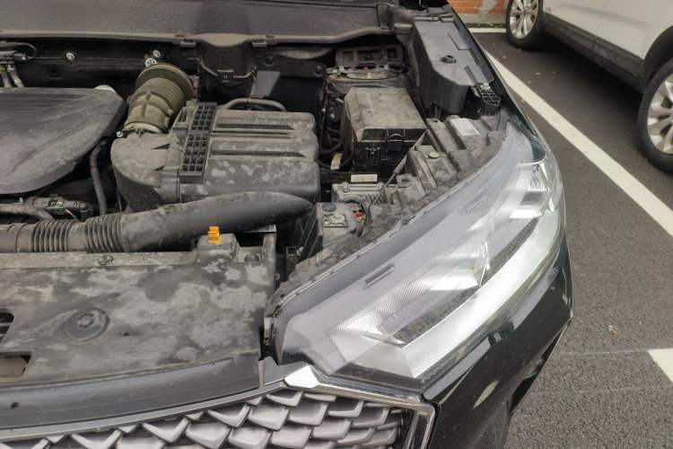 Used Haval H6 2022 Third Generation 1.5T DHT Engine Bay Left