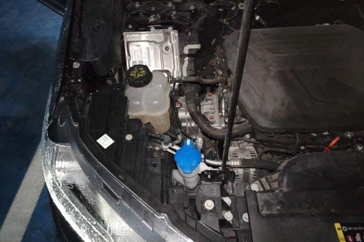 Used Haval H6 2022 3rd Generation 1.5T Automatic Two-Wheel Drive Plus Engine Bay Right