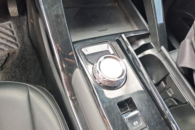 Used Haval H6 2022 3rd Generation 1.5T Automatic Two-Wheel Drive Pro Gear Lever