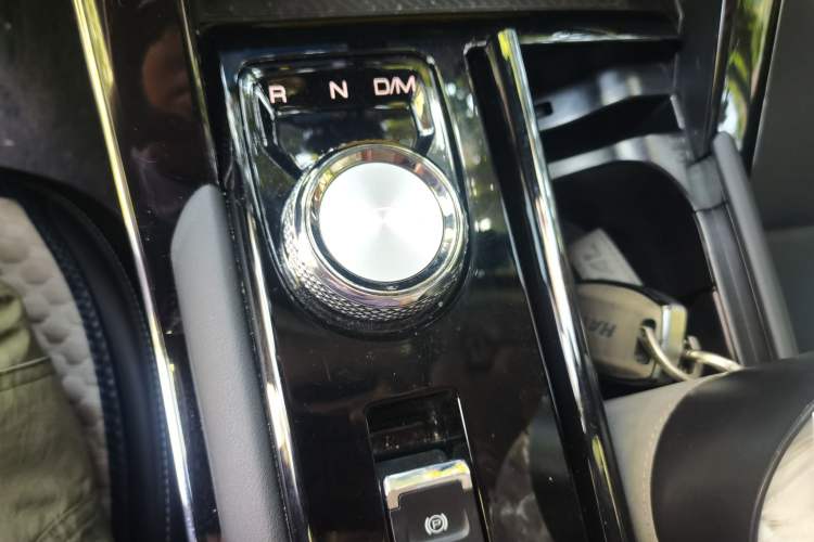 Used Haval H6 2022 3rd Generation 1.5T Automatic Two-Wheel Drive Max Gear Lever