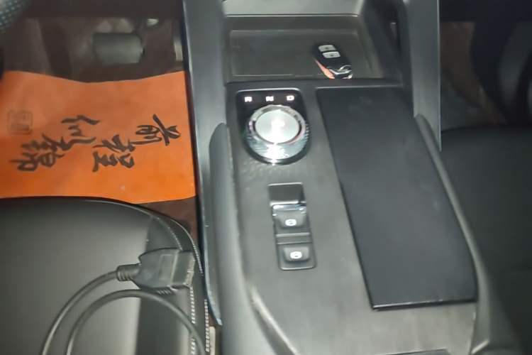 Used Haval H6 2022 Third Generation 1.5T DHT Gear Lever