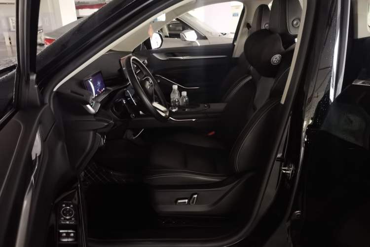 Used Haval H6 2022 3rd Generation 1.5T Automatic Two-Wheel Drive Max Left Front Seat