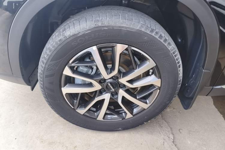 Used Haval H6 2022 3rd Generation 1.5T Automatic Two-Wheel Drive Pro Left Front Wheel Hub