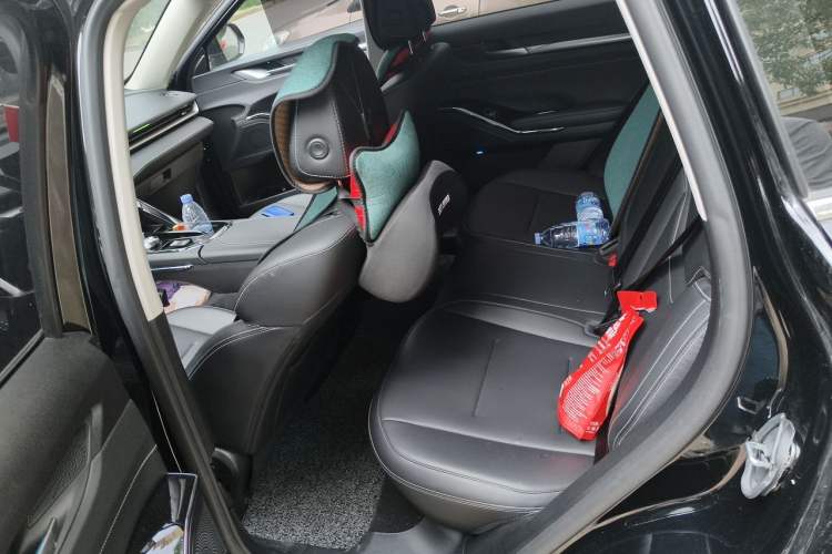 Used Haval H6 2022 3rd Generation 1.5T Automatic Two-Wheel Drive Max Left Rear Seat