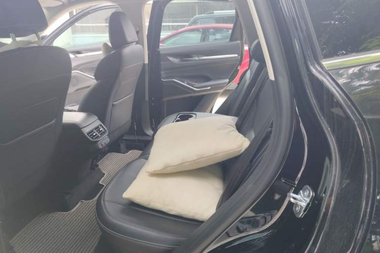 Used Haval H6 2022 3rd Generation 1.5T Automatic Two-Wheel Drive Max Left Rear Seat