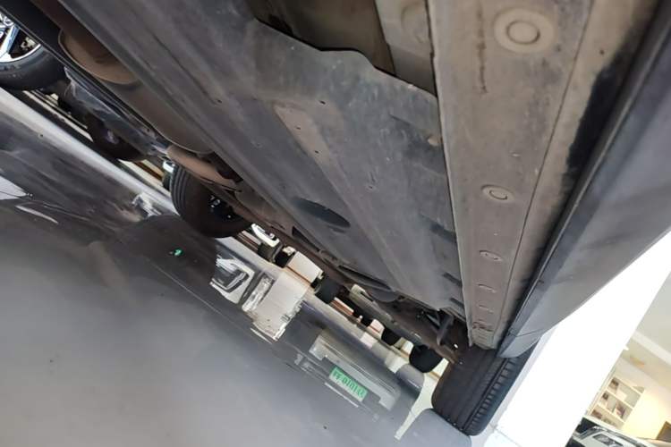 Used Haval H6 2022 3rd Generation 1.5T Automatic Two-Wheel Drive Max Left Side Sill