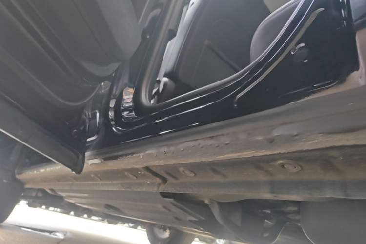 Used Haval H6 2022 3rd Generation 1.5T Automatic Two-Wheel Drive Pro Left Side Sill