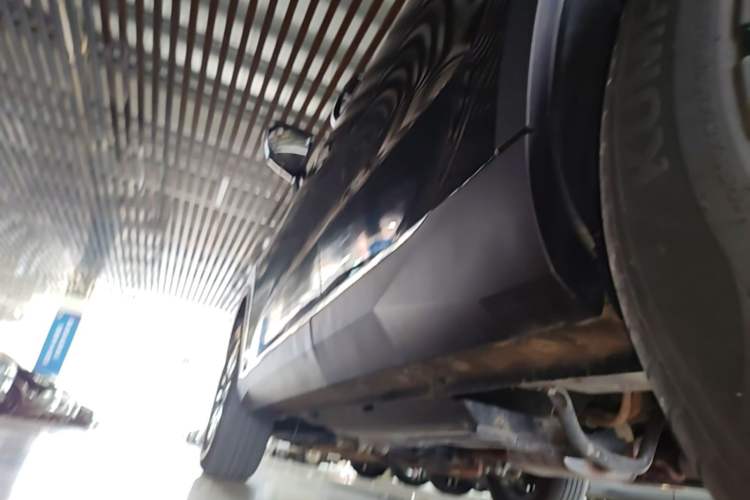 Used Haval H6 2022 Third Generation 1.5T DHT Left Side Sill