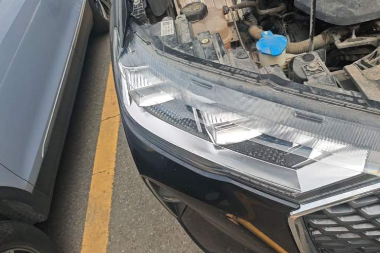 Used Haval H6 2022 3rd Generation 1.5T Automatic Two-Wheel Drive Pro Right Front Headlight