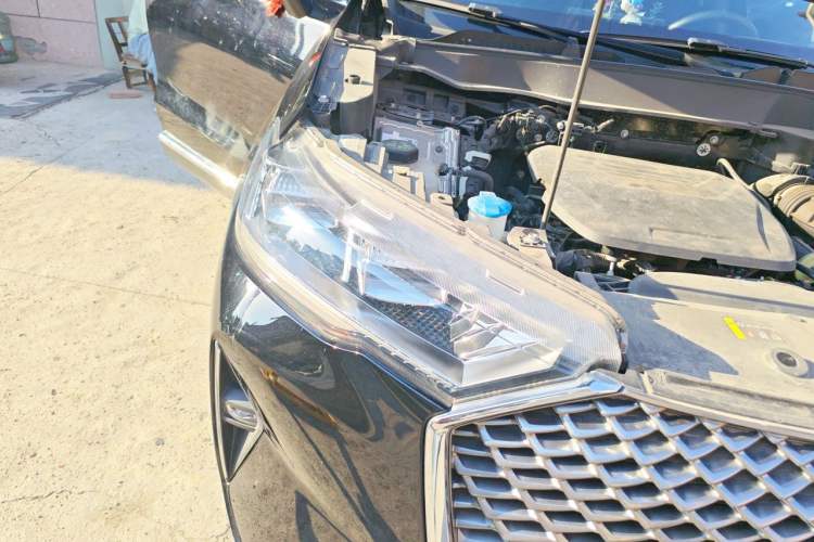 Used Haval H6 2022 3rd Generation 1.5T Automatic Two-Wheel Drive Max Right Front Headlight