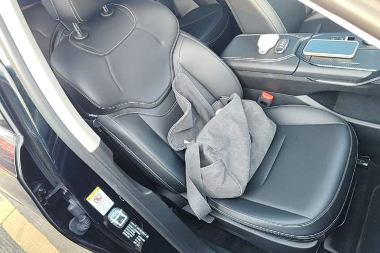 Used Haval H6 2022 3rd Generation 1.5T Automatic Two-Wheel Drive Max Right Front Seat