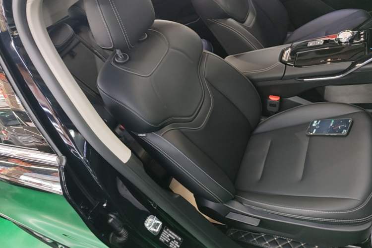 Used Haval H6 2022 3rd Generation 1.5T Automatic Two-Wheel Drive Pro Right Front Seat
