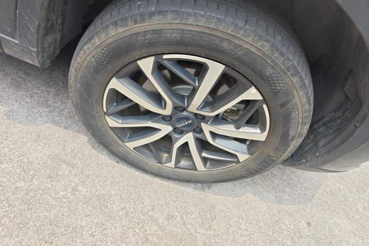 Used Haval H6 2022 3rd Generation 1.5T Automatic Two-Wheel Drive Max Right Front Wheel Hub