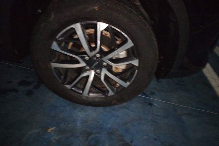 Used Haval H6 2022 3rd Generation 1.5T Automatic Two-Wheel Drive Plus Right Front Wheel Hub