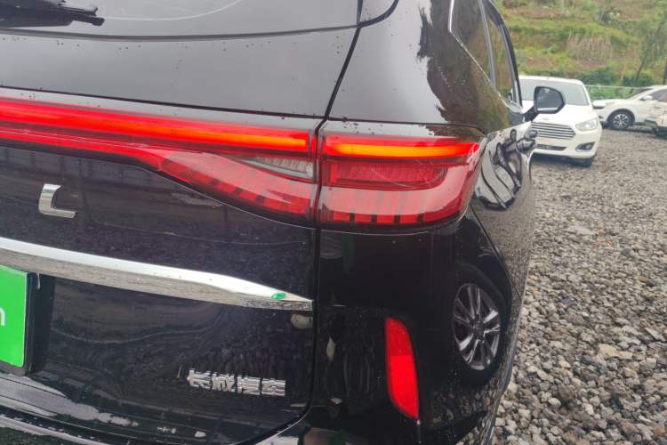 Used Haval H6 2022 3rd Generation 1.5T Automatic Two-Wheel Drive Pro Right Rear Taillight