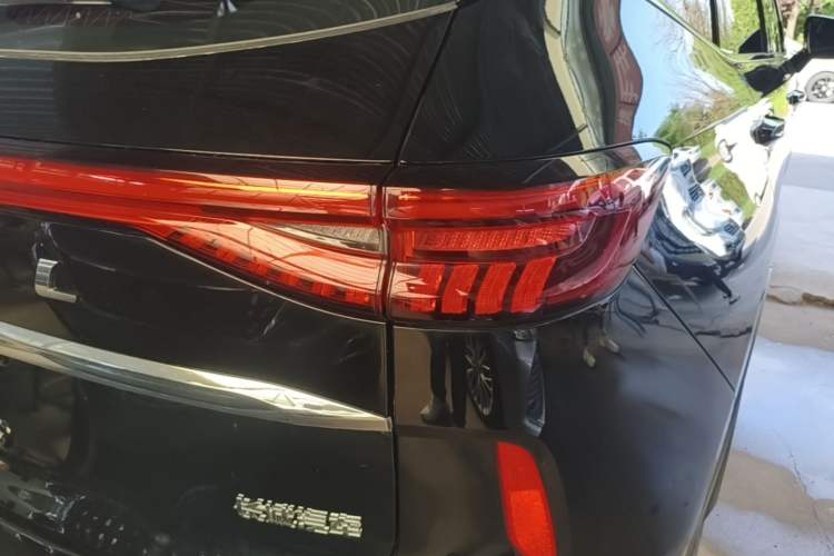 Used Haval H6 2022 3rd Generation 1.5T Automatic Two-Wheel Drive Pro Right Rear Taillight