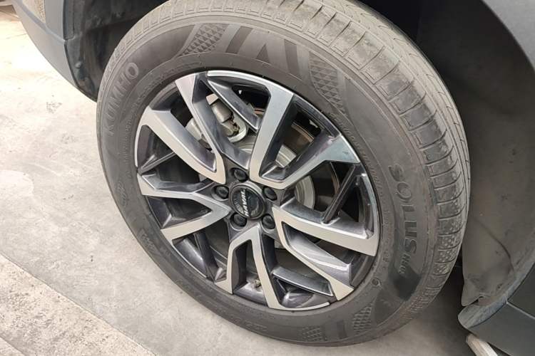 Used Haval H6 2022 3rd Generation 1.5T Automatic Two-Wheel Drive Max Right Rear Wheel Hub