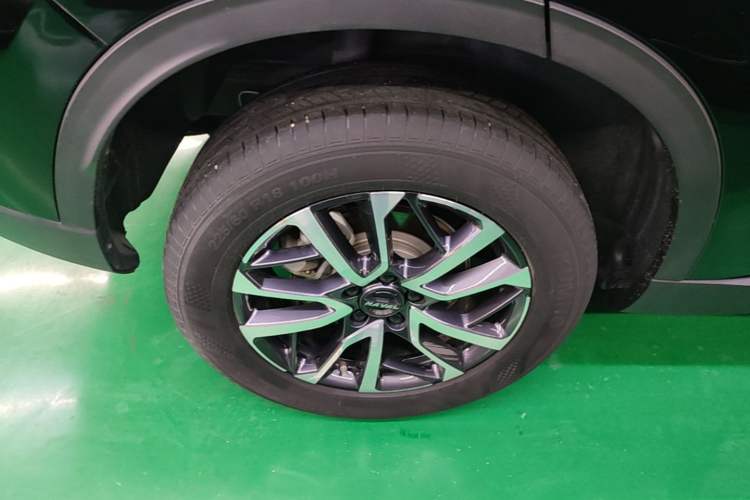 Used Haval H6 2022 3rd Generation 1.5T Automatic Two-Wheel Drive Pro Right Rear Wheel Hub