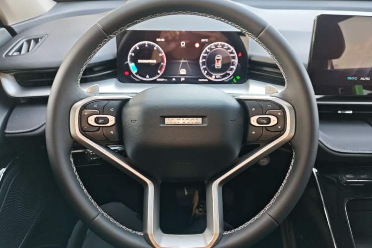 Used Haval H6 2022 3rd Generation 1.5T Automatic Two-Wheel Drive Max Steering Wheel