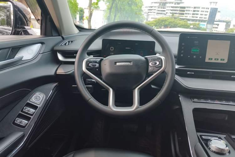 Used Haval H6 2022 3rd Generation 1.5T Automatic Two-Wheel Drive Pro Steering Wheel