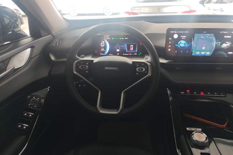 Used Haval H6 2022 3rd Generation 1.5T Automatic Two-Wheel Drive Max Steering Wheel