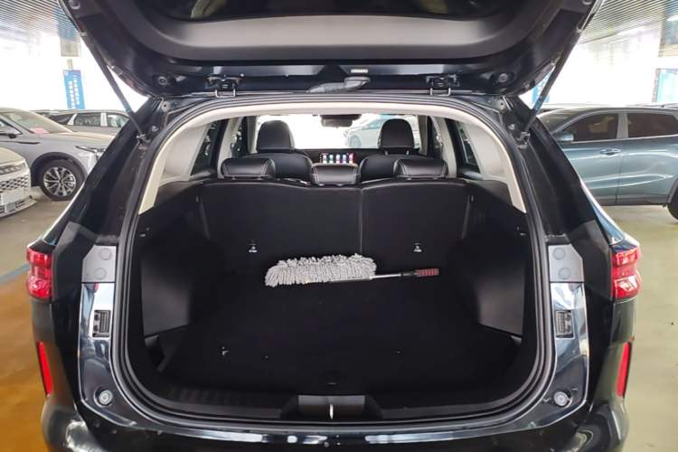 Used Haval H6 2022 Third Generation 1.5T DHT Trunk