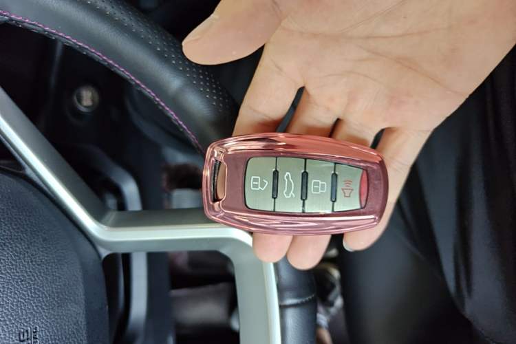 Used Haval H6 2022 3rd Generation 1.5T Automatic Two-Wheel Drive Pro Vehicle Key