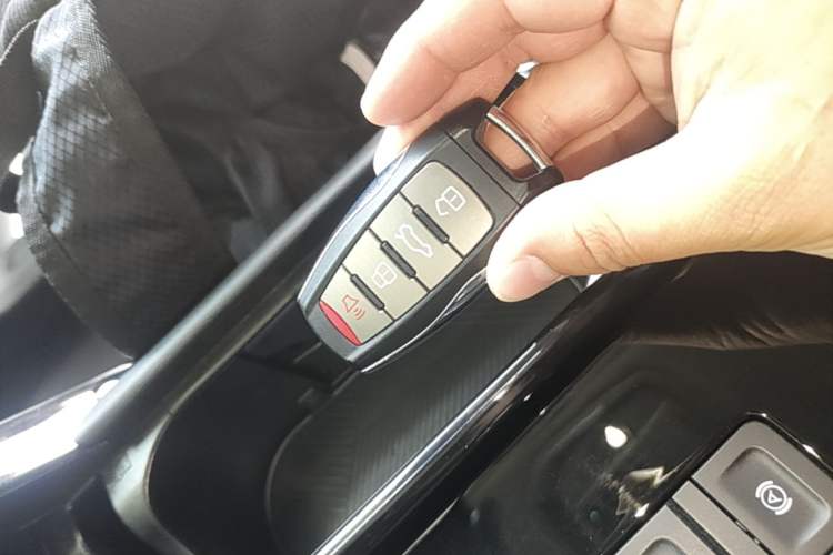 Used Haval H6 2022 3rd Generation 1.5T Automatic Two-Wheel Drive Max Vehicle Key