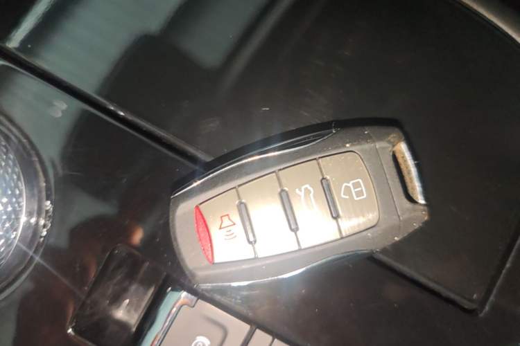 Used Haval H6 2022 3rd Generation 1.5T Automatic Two-Wheel Drive Max Vehicle Key