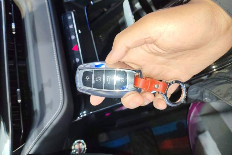 Used Haval H6 2022 3rd Generation 1.5T Automatic Two-Wheel Drive Max Vehicle Key