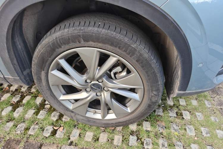 Used Haval H6 2022 3rd Generation 1.5T Automatic Two-Wheel Drive Supreme+ Right Front Wheel Hub