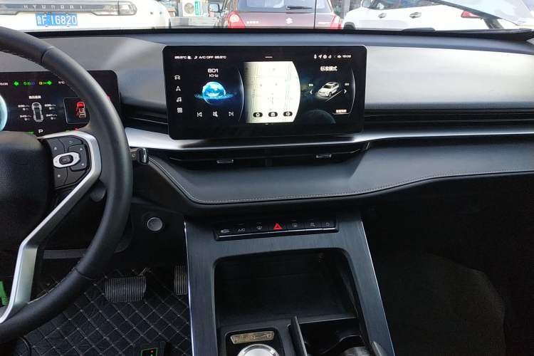 Used Haval H6 2022 Third Generation 1.5T DHT Audio And AC Panel