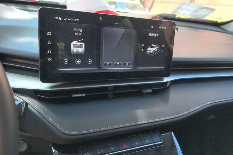 Used Haval H6 2022 3rd Generation 1.5T Automatic Two-Wheel Drive Pro Audio And AC Panel