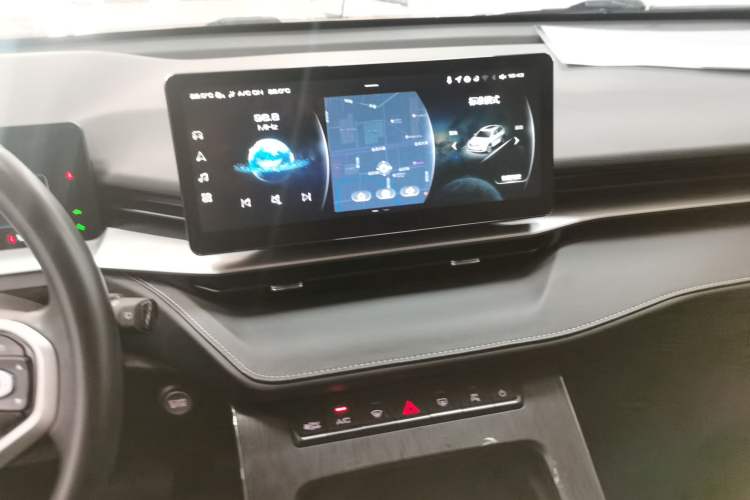 Used Haval H6 2022 Third Generation 1.5T DHT Audio And AC Panel