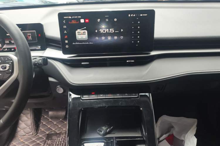Used Haval H6 2022 3rd Generation 1.5T Automatic Two-Wheel Drive Pro Audio And AC Panel