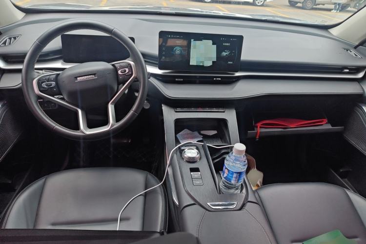 Used Haval H6 2022 Third Generation 1.5T DHT Center Console