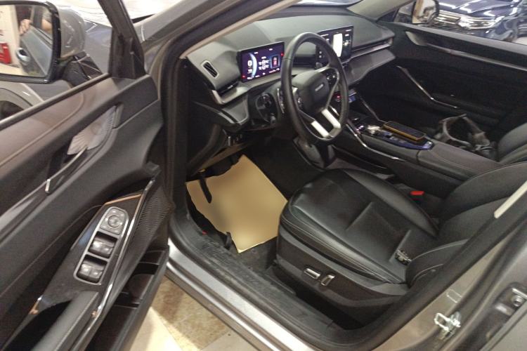 Used Haval H6 2022 3rd Generation 1.5T Automatic Two-Wheel Drive Pro Driver Seat
