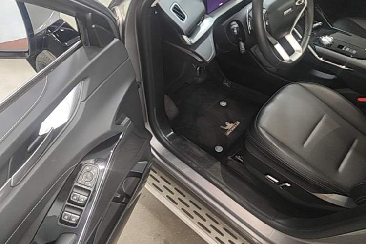 Used Haval H6 2022 3rd Generation 1.5T Automatic Two-Wheel Drive Max Driver Seat