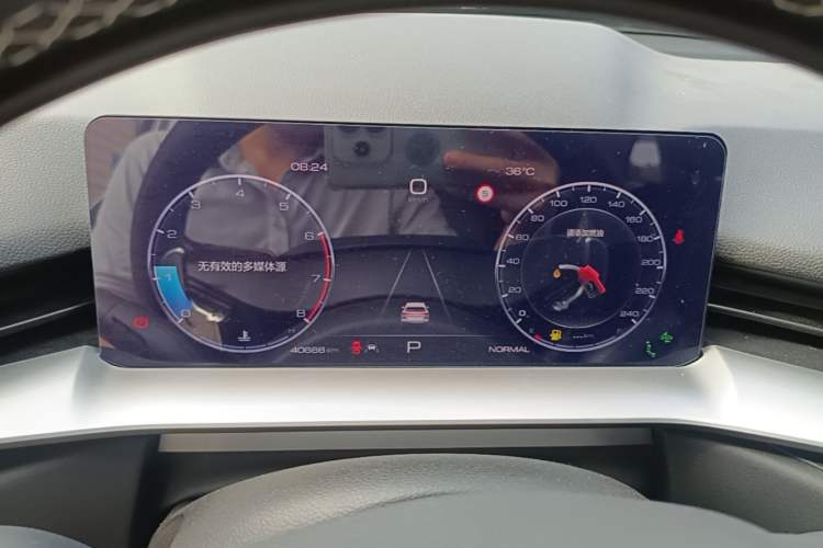 Used Haval H6 2022 3rd Generation 1.5T Automatic Two-Wheel Drive Max Instrument Cluster