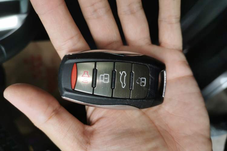 Used Haval H6 2022 Third Generation 1.5T DHT Interior 1