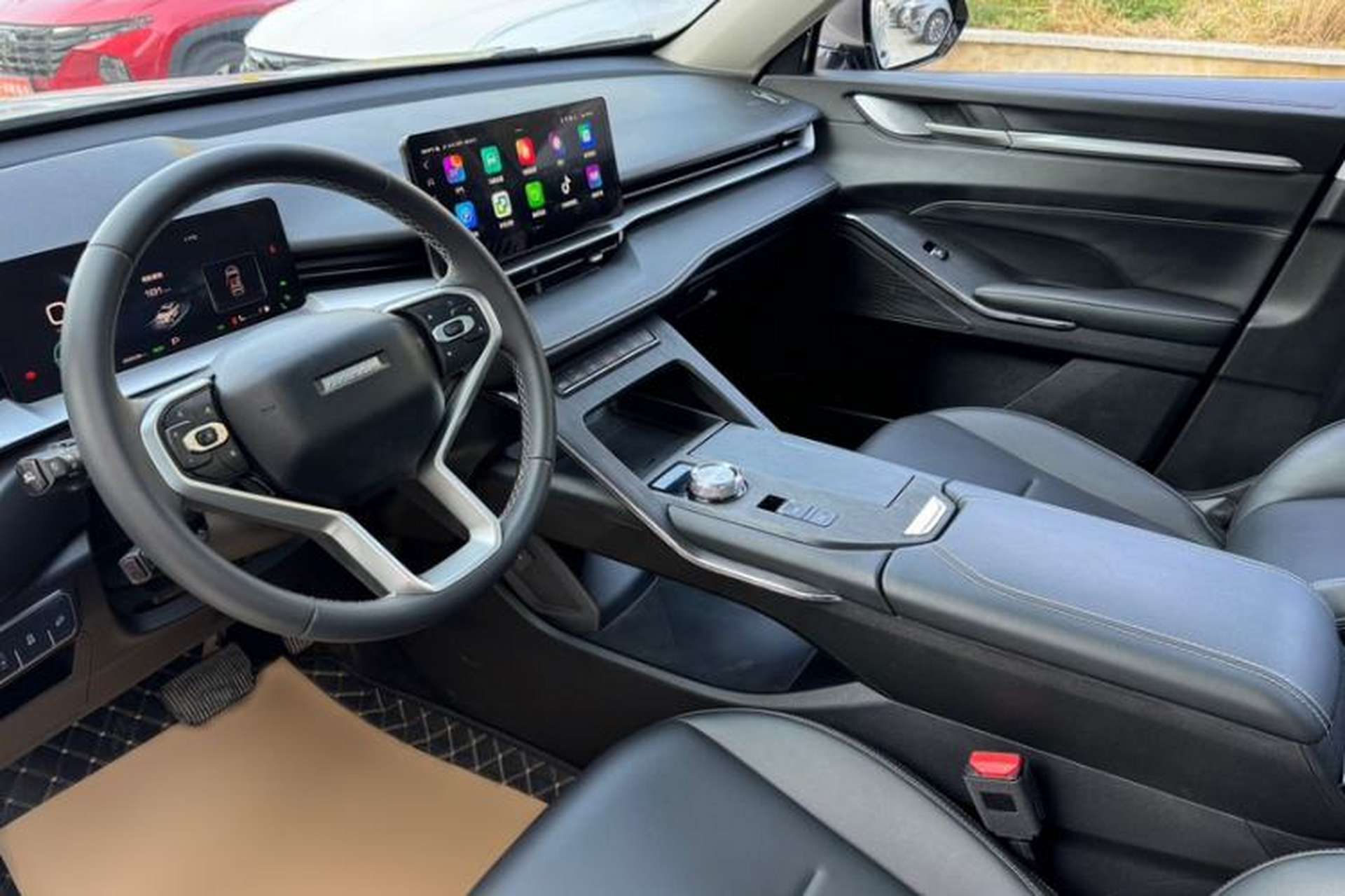 Used Haval H6 2022 Third Generation 1.5T DHT Interior 2