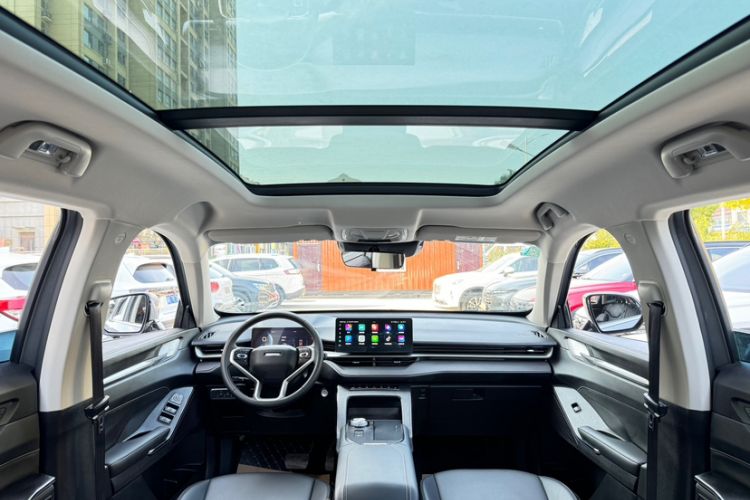 Used Haval H6 2022 Third Generation 1.5T DHT Interior 5