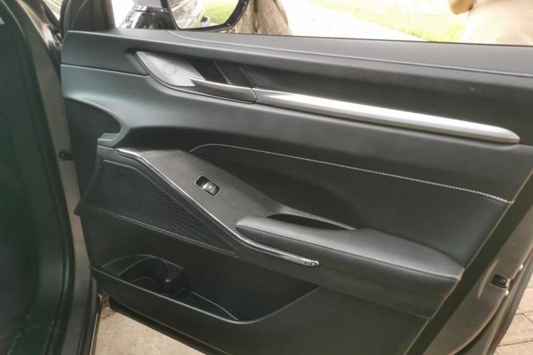 Used Haval H6 2022 Third Generation 1.5T DHT Interior 5